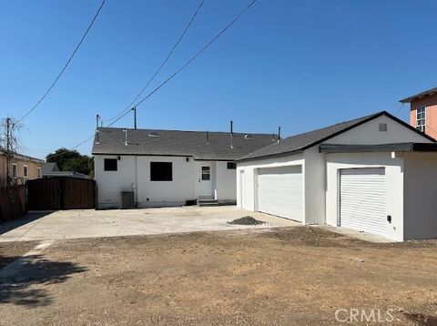 A home in South Gate