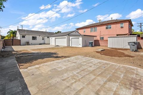 A home in South Gate