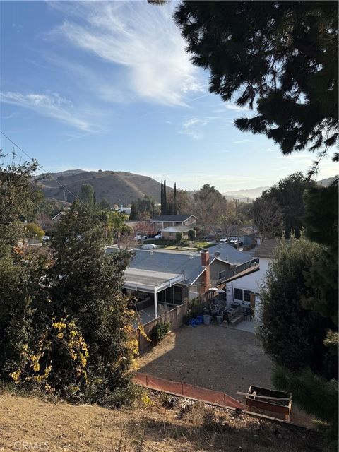 A home in Calabasas