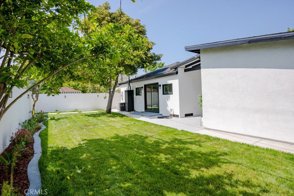 listing image 130726513046748530754