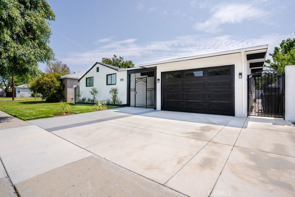 listing image 130724661541022640226