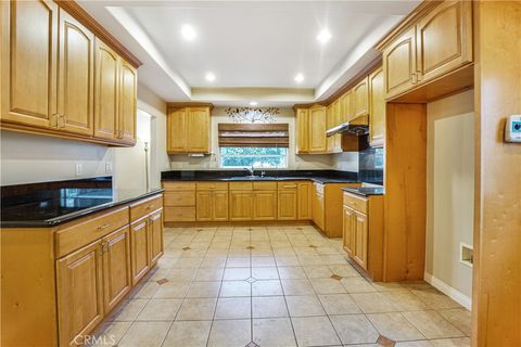 1129 Walnut Grove Avenue Rosemead CA 91770
