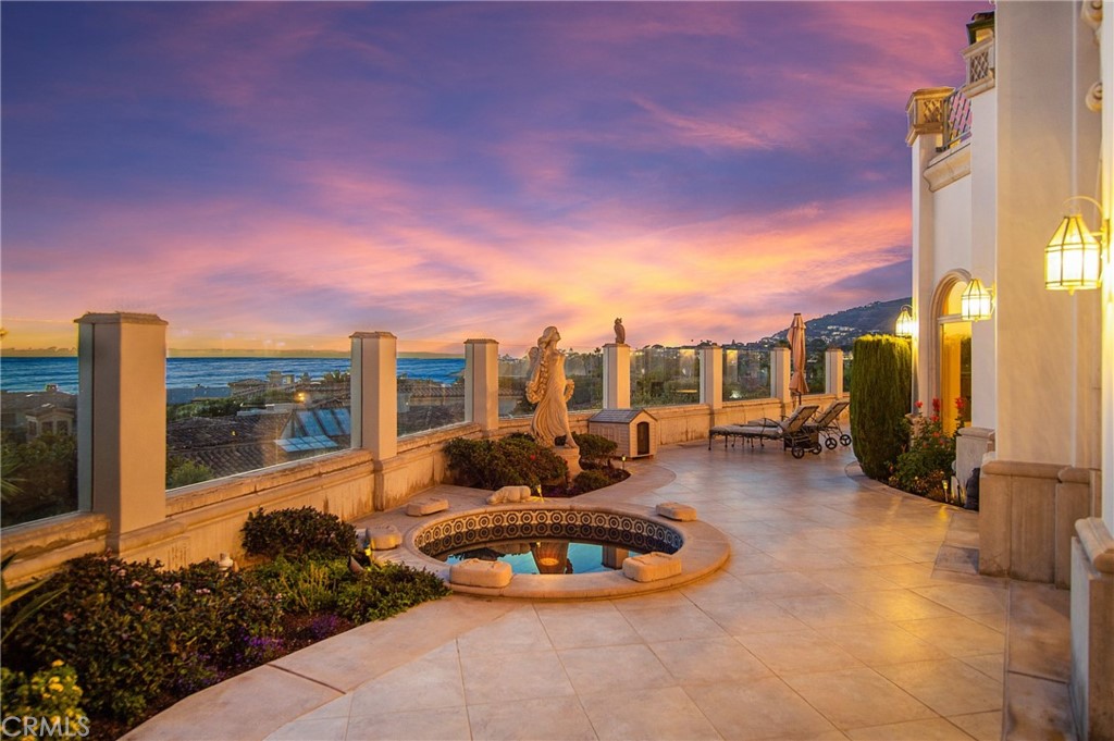 Ritz Cove (RC) - Residential