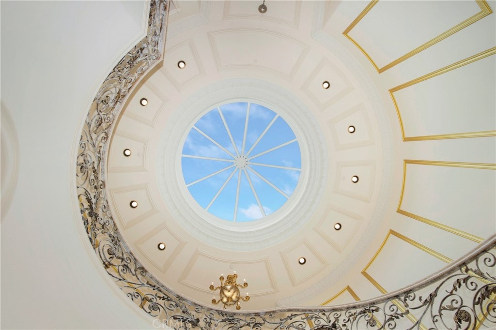 Ritz Cove (RC) - Residential