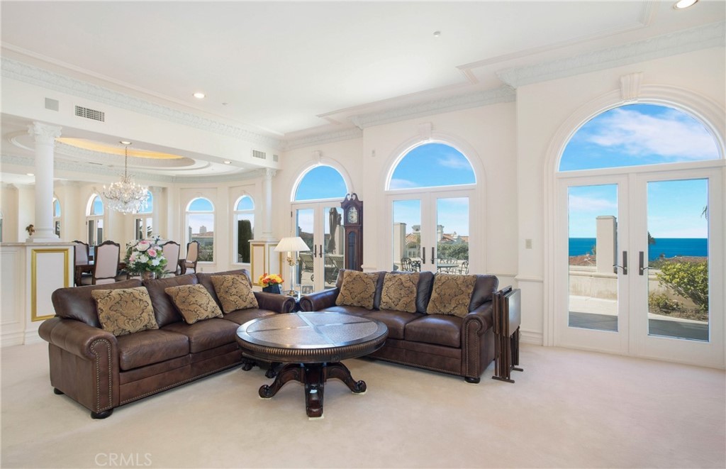 Ritz Cove (RC) - Residential