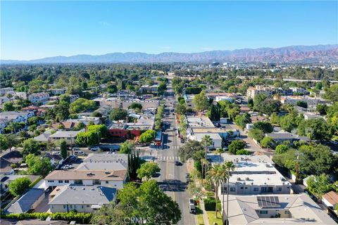 A home in Studio City