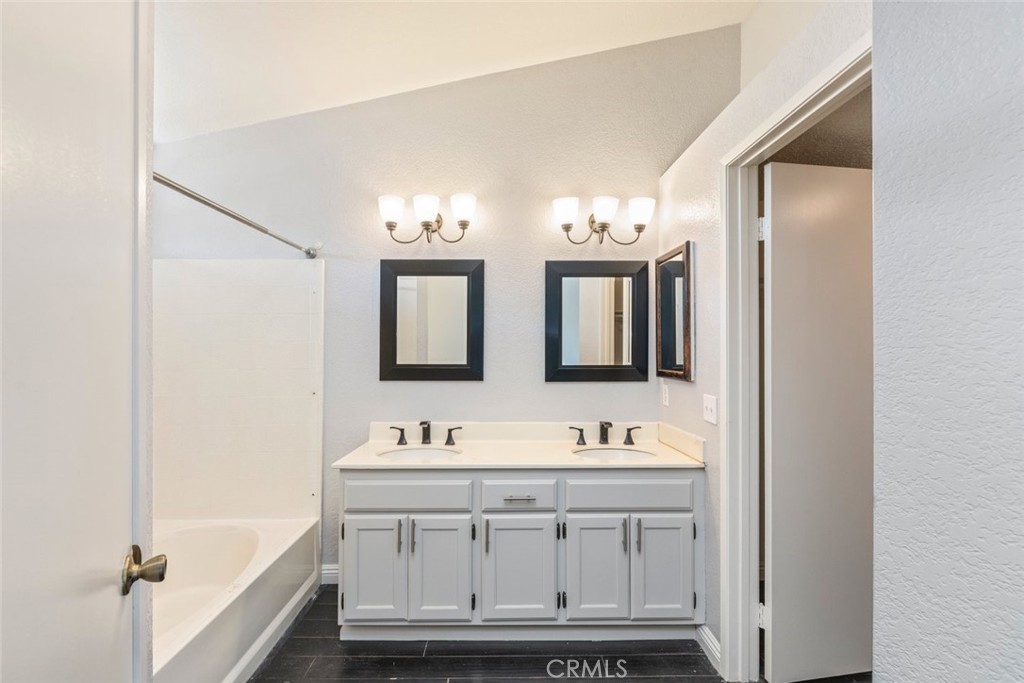 Corona - Residential Lease