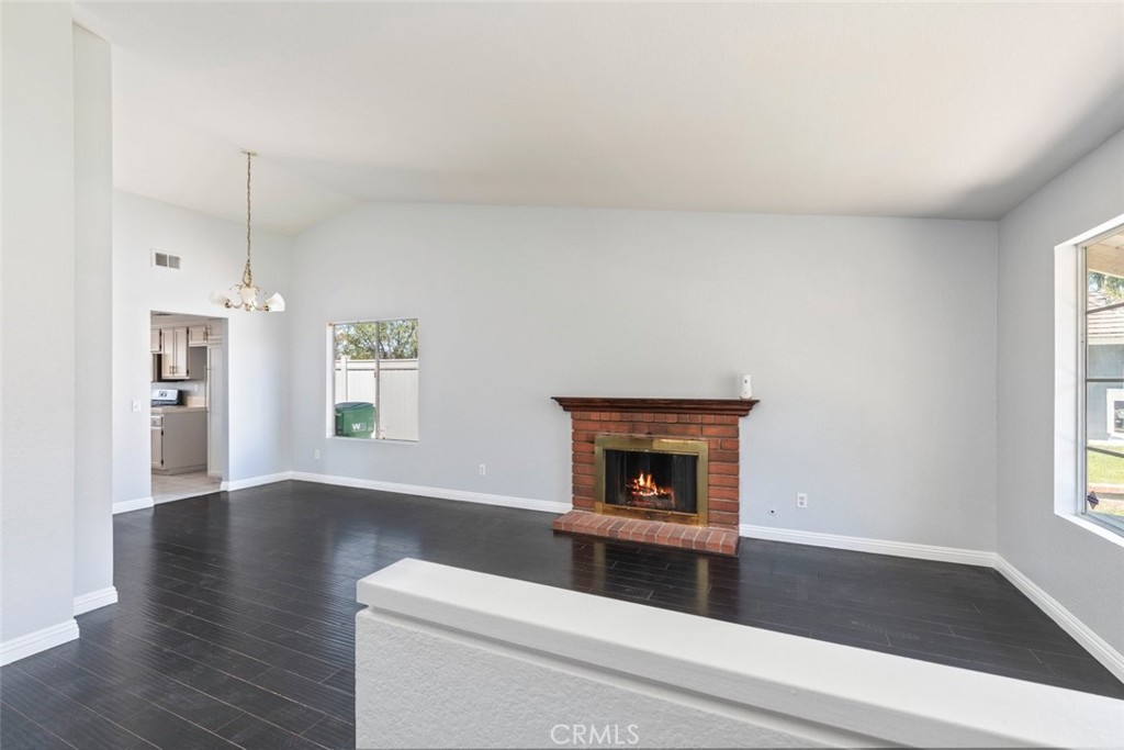 Corona - Residential Lease