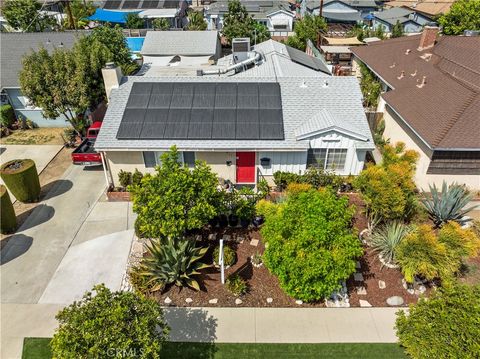 A home in Reseda