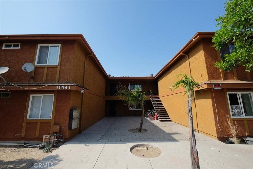 listing image 130727811292424247515