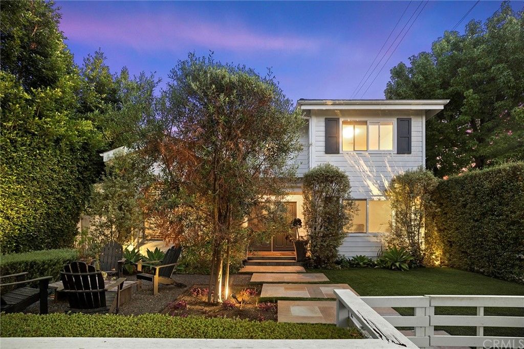 listing image 130727549237835962325
