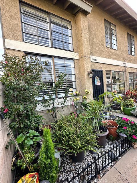 14323 Corby Avenue Norwalk CA 90650