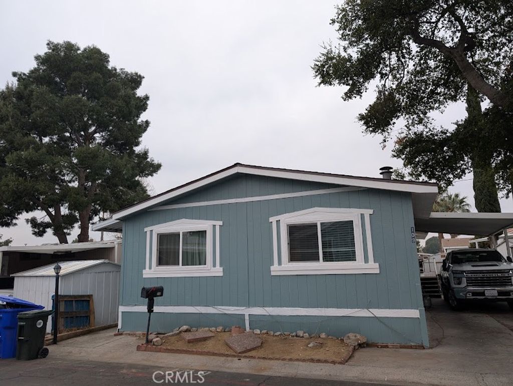 listing image 0