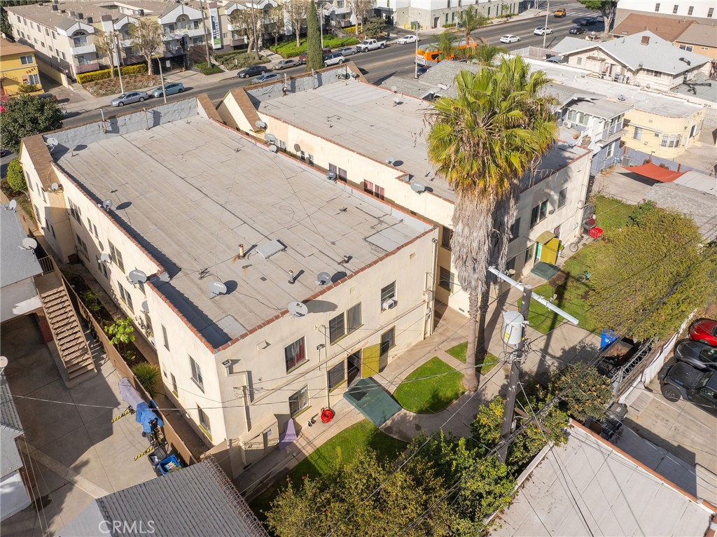 Properties 4 1338 Crenshaw Boulevard