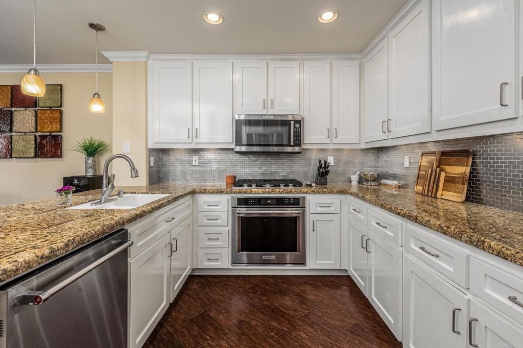 Photo 6 of 26 of 6909 Goldfinch Place townhome