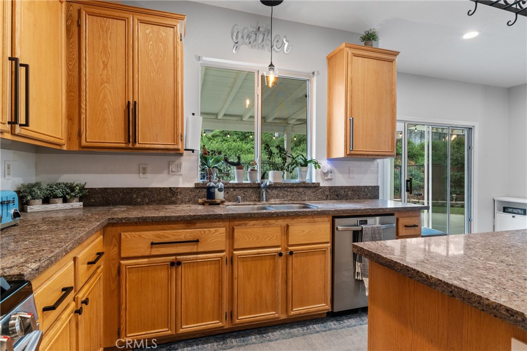 Acacia (ACIA) - Residential