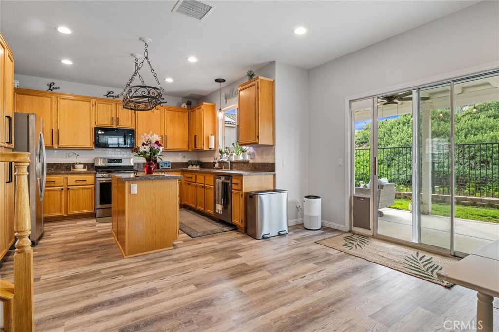 Acacia (ACIA) - Residential