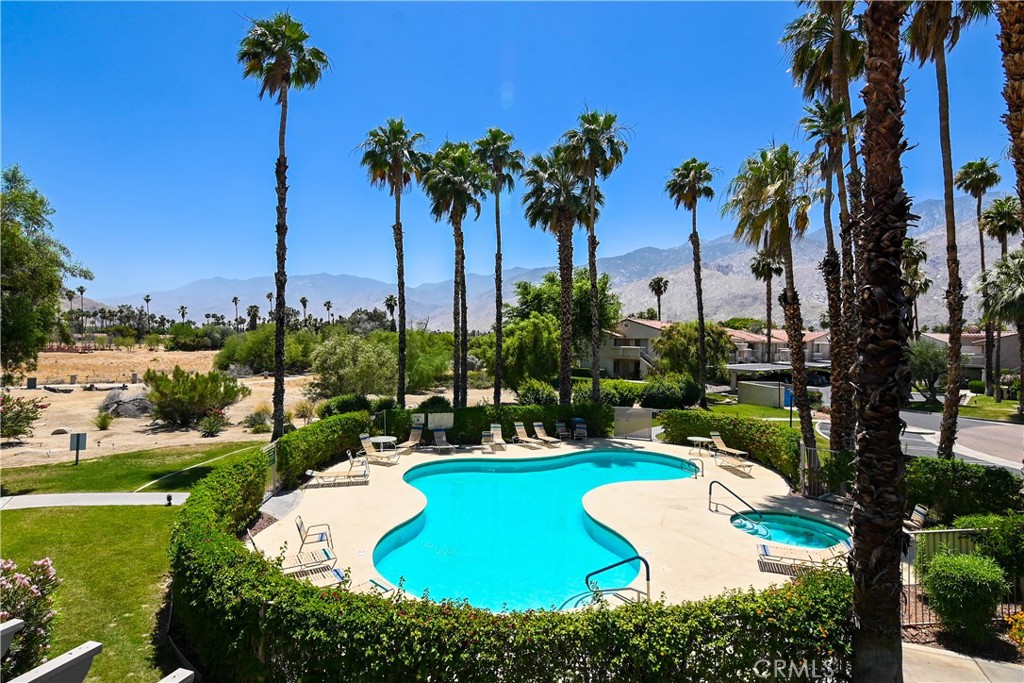 View Palm Springs, CA 92264 condo