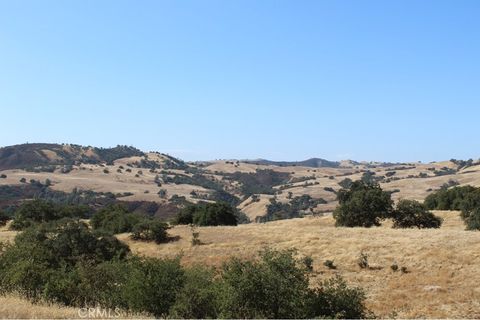 Photo of 71902 Vineyard Canyon Road, San Miguel, CA 93451 (MLS # NS25032089)