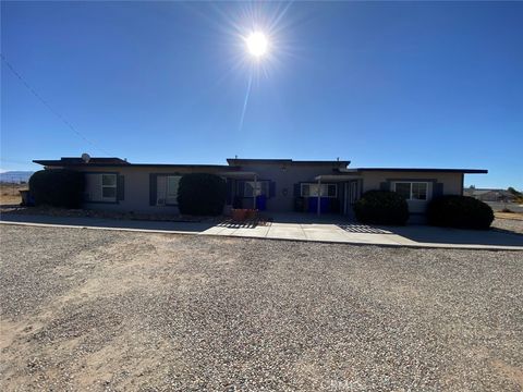 Photo of 13193 Navajo Rd #3, Apple Valley, CA 92308 (MLS # IV26046879)