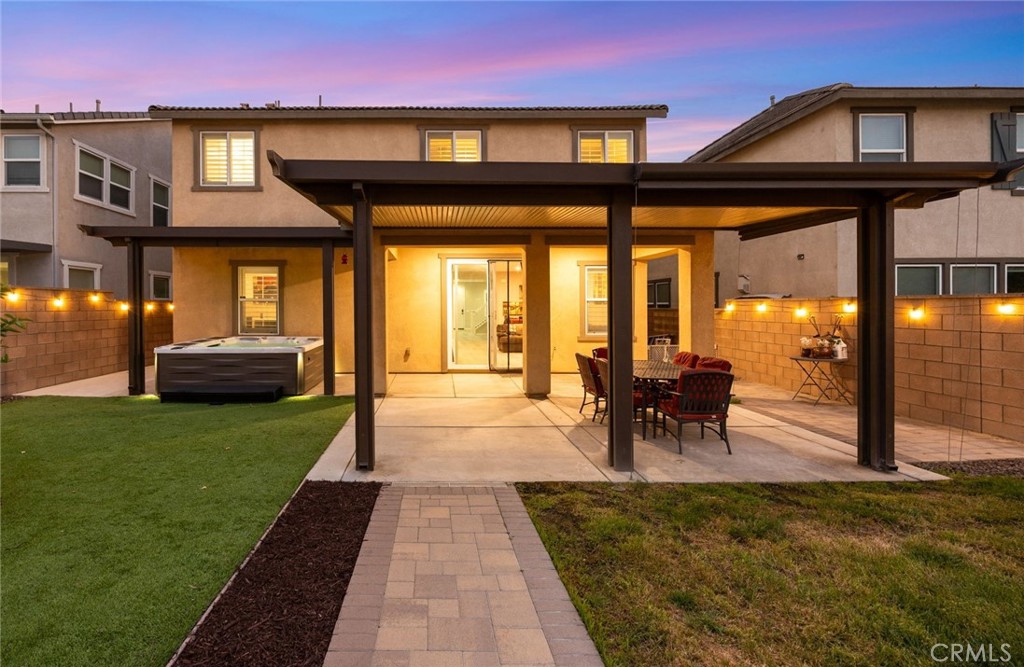 3009 E Arbor Lane