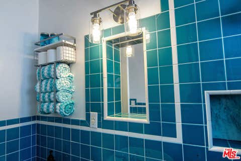 Tiny photo for 8030 Hesperia Avenue, Los Angeles, CA 91335 (MLS # 26861917)