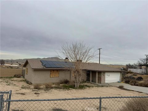 Photo of 16085 Village Dr, Victorville, CA 92394 (MLS # CV26015342)