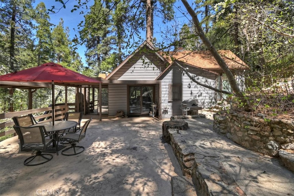 851 Cottage Grove