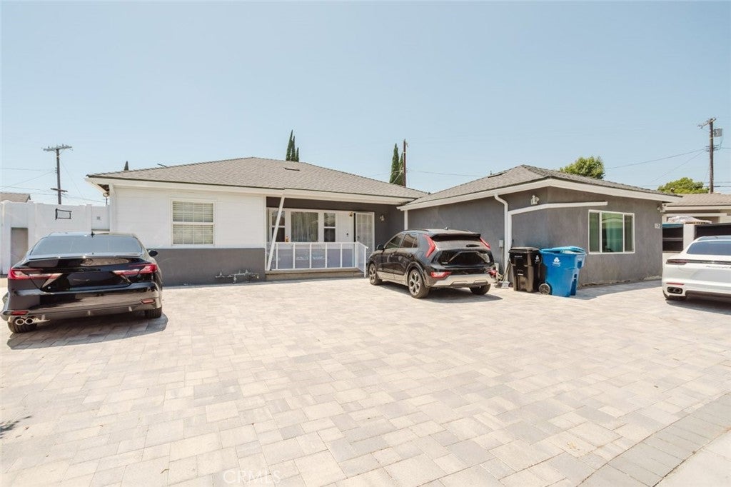 10527 Danube Avenue, Granada Hills CA 91344