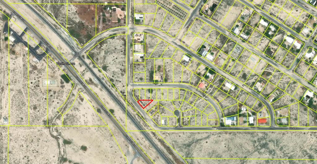 YA DISPONIBLE! GRAN OPORTUNIDAD ( R-3), Utilidades disponibles para conectarse. Accesso rapido a Grapefruit Blvd. Como una futura inversion o para instalar una manufacturada o 2- 3? Llama para mas informacion hoy or texto.Elena 760.678.8110.