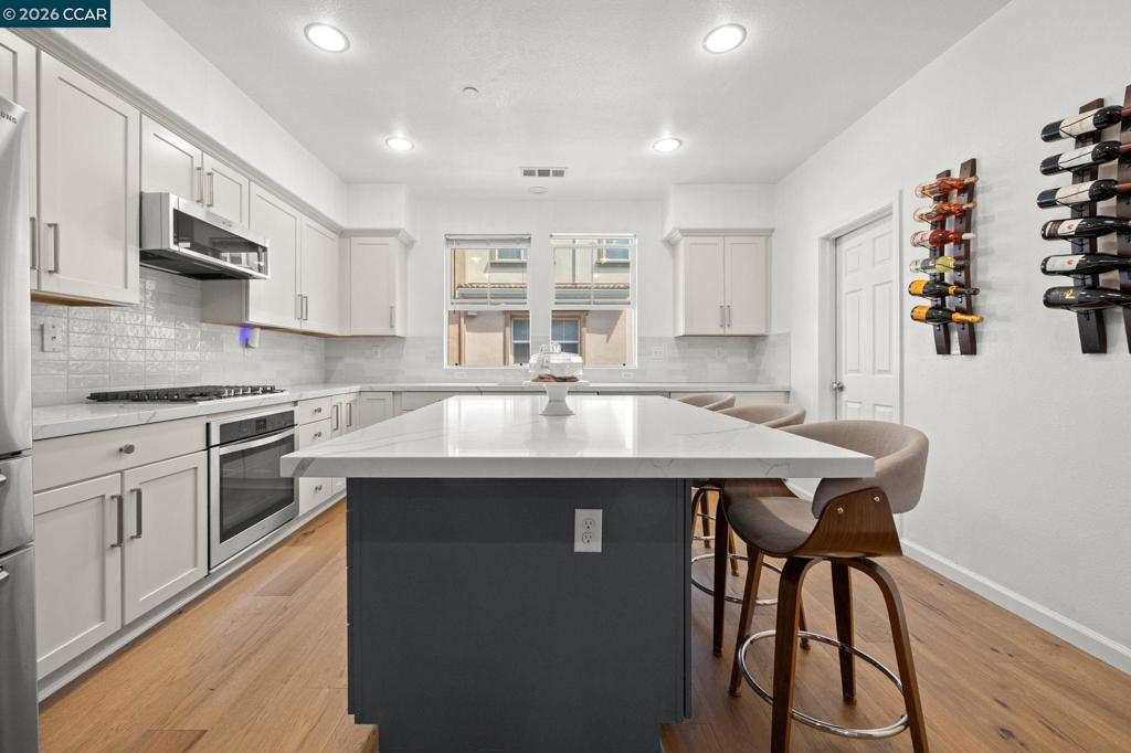 1147 Martin Luther King Dr