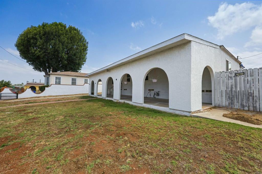 2463 Rancho Drive