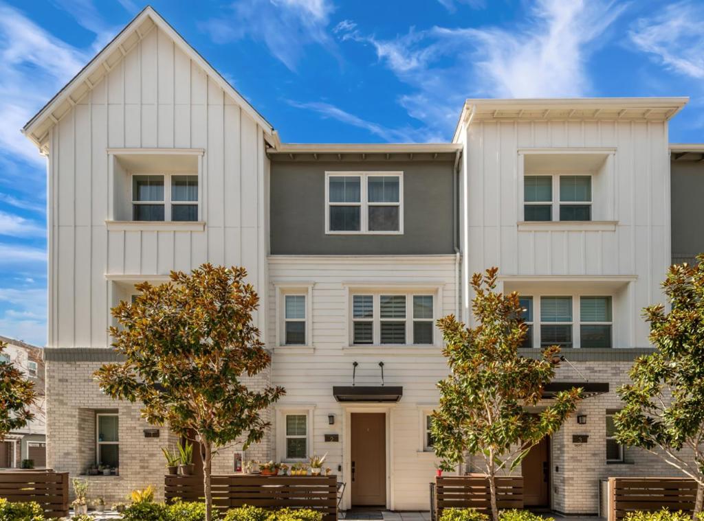 1420 Civic Center Drive 2