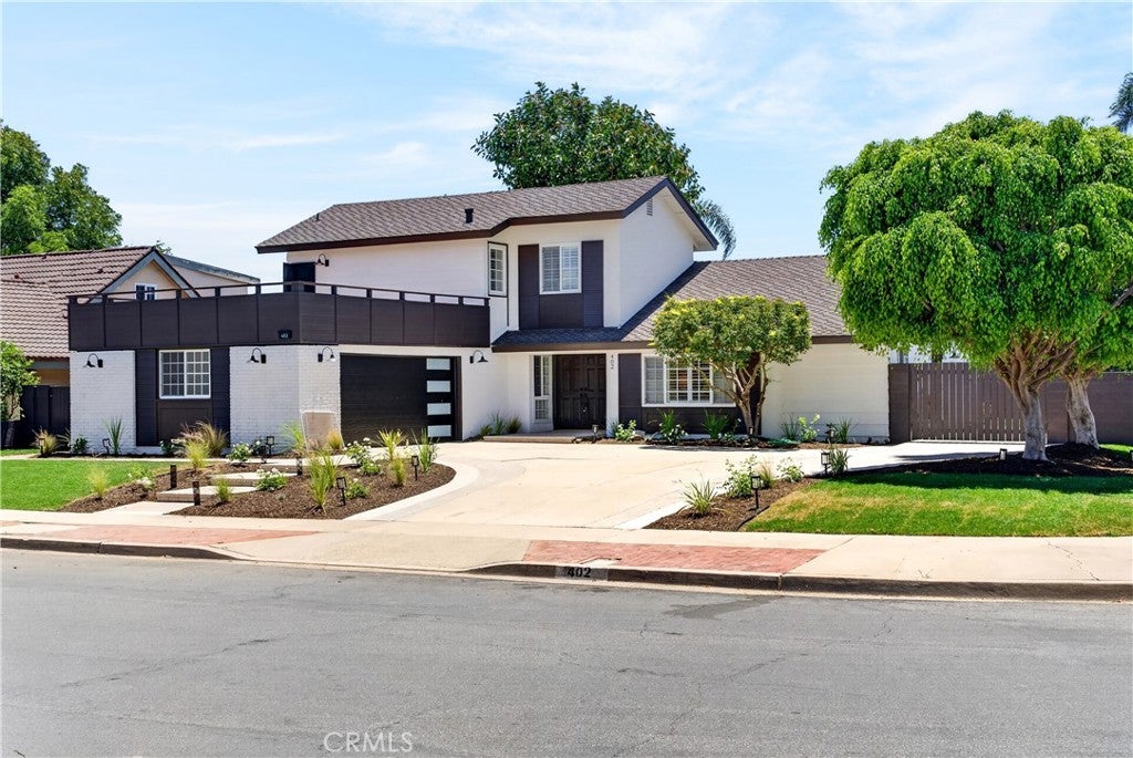 402 Hillcrest