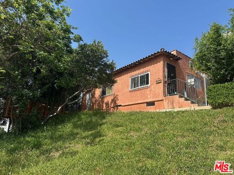 3939 W 28th Street Los Angeles CA 90018