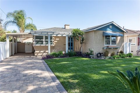 Photo of 1902 N Pass Ave Ave, Burbank, CA 91505 (MLS # BB26035629)
