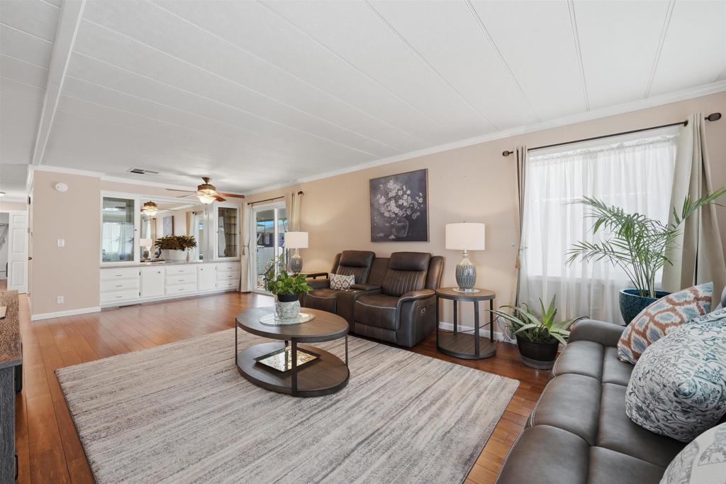 445 Orange Ave. Spc 29