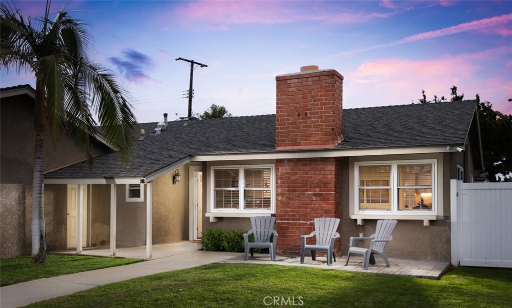 2126 E Adams Avenue