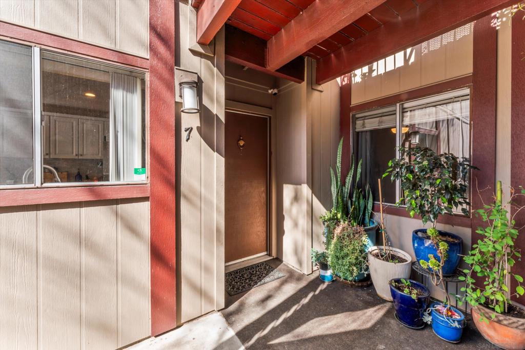 Del Cerro - Residential