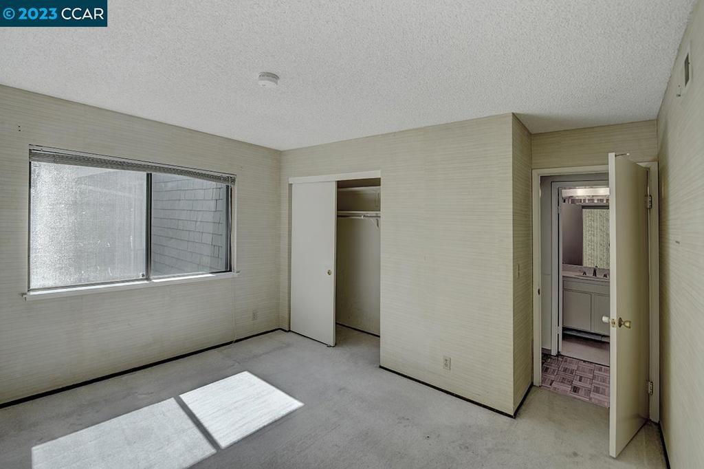 ROSSMOOR - Residential