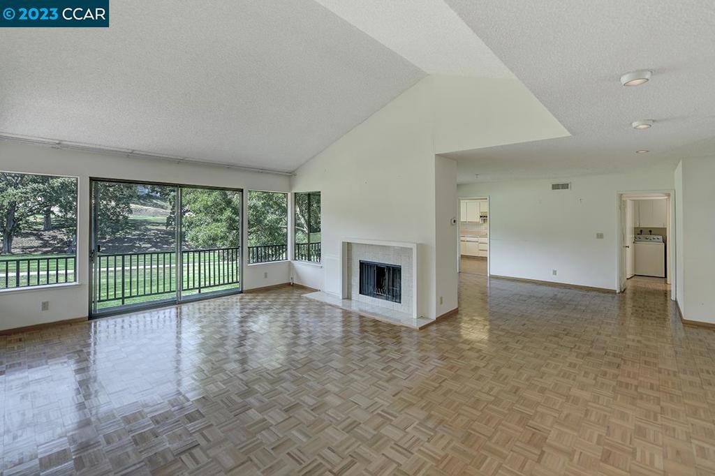 ROSSMOOR - Residential