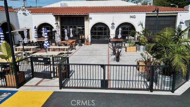 585 E Thompson Boulevard