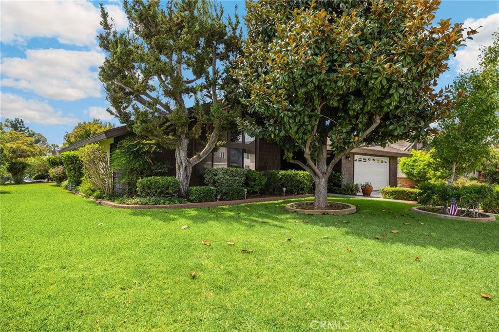 1160 Alta Mesa