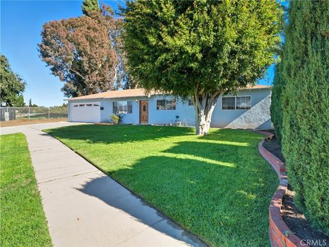 Photo of 10930 Rio Hondo Dr, Downey, CA 90241 (MLS # PW25237987)