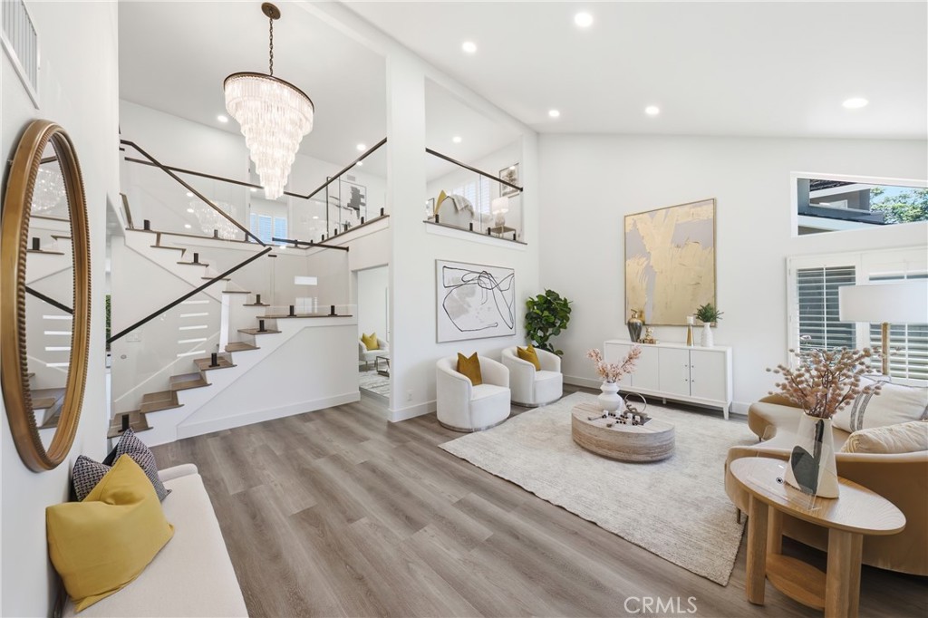 158 N Thistle