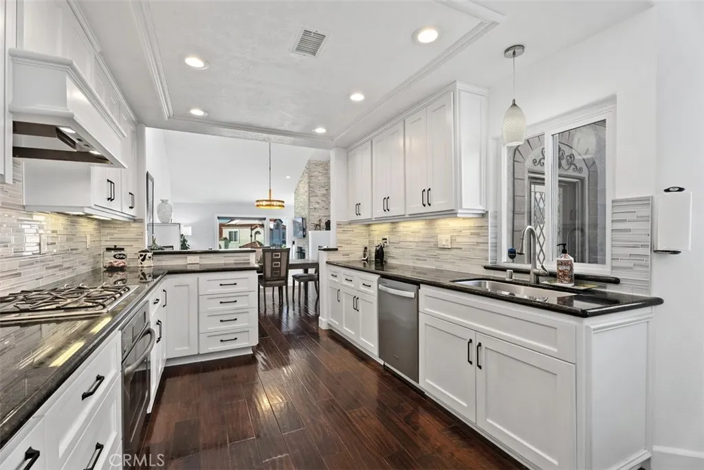 Laguna Niguel, California 92677, United States, 2 Bedrooms Bedrooms, ,2 BathroomsBathrooms,Residential,Active,243671