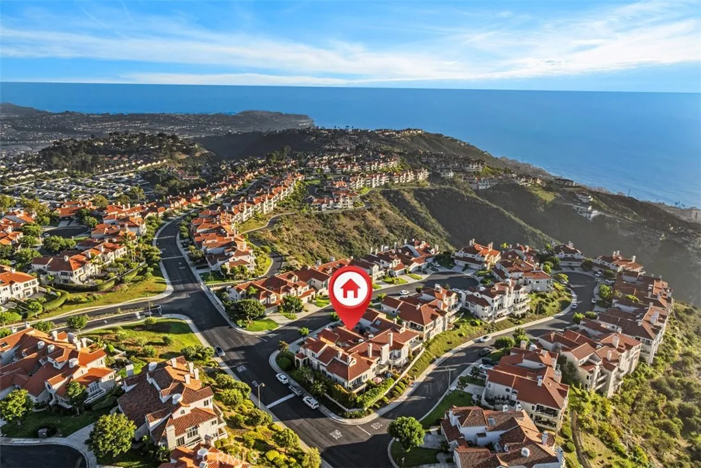 Laguna Niguel, California 92677, United States, 2 Bedrooms Bedrooms, ,2 BathroomsBathrooms,Residential,Active,243671