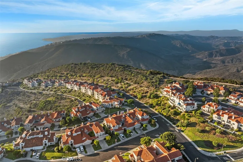 Laguna Niguel, California 92677, United States, 2 Bedrooms Bedrooms, ,2 BathroomsBathrooms,Residential,Active,243671