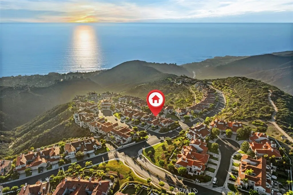 Laguna Niguel, California 92677, United States, 2 Bedrooms Bedrooms, ,2 BathroomsBathrooms,Residential,Active,243671