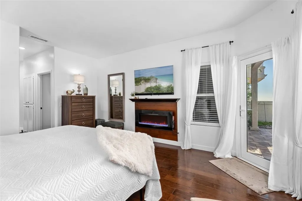 Laguna Niguel, California 92677, United States, 2 Bedrooms Bedrooms, ,2 BathroomsBathrooms,Residential,Active,243671